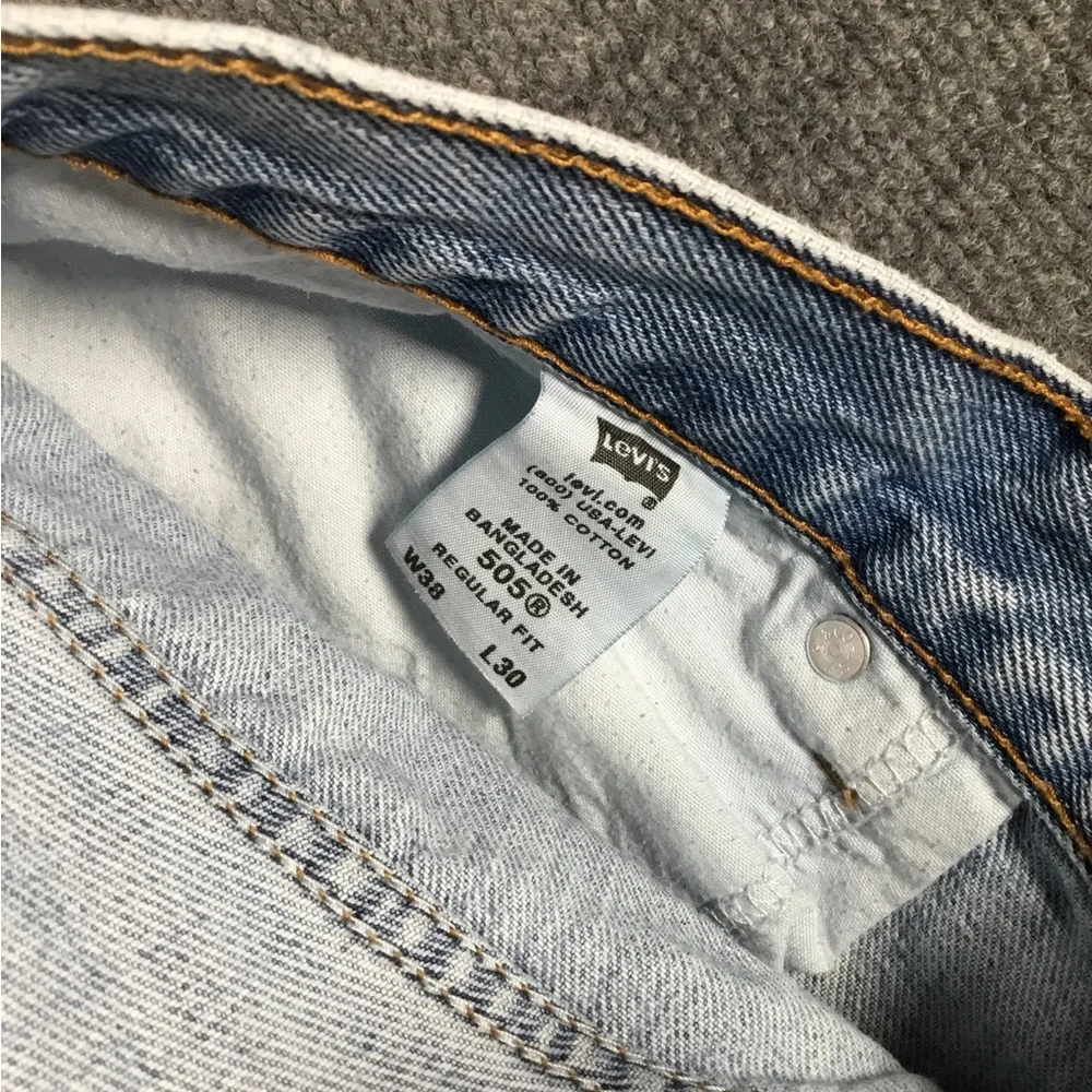 Levi’s 505 size 38x30 regular fit 5 pocket denim jeans